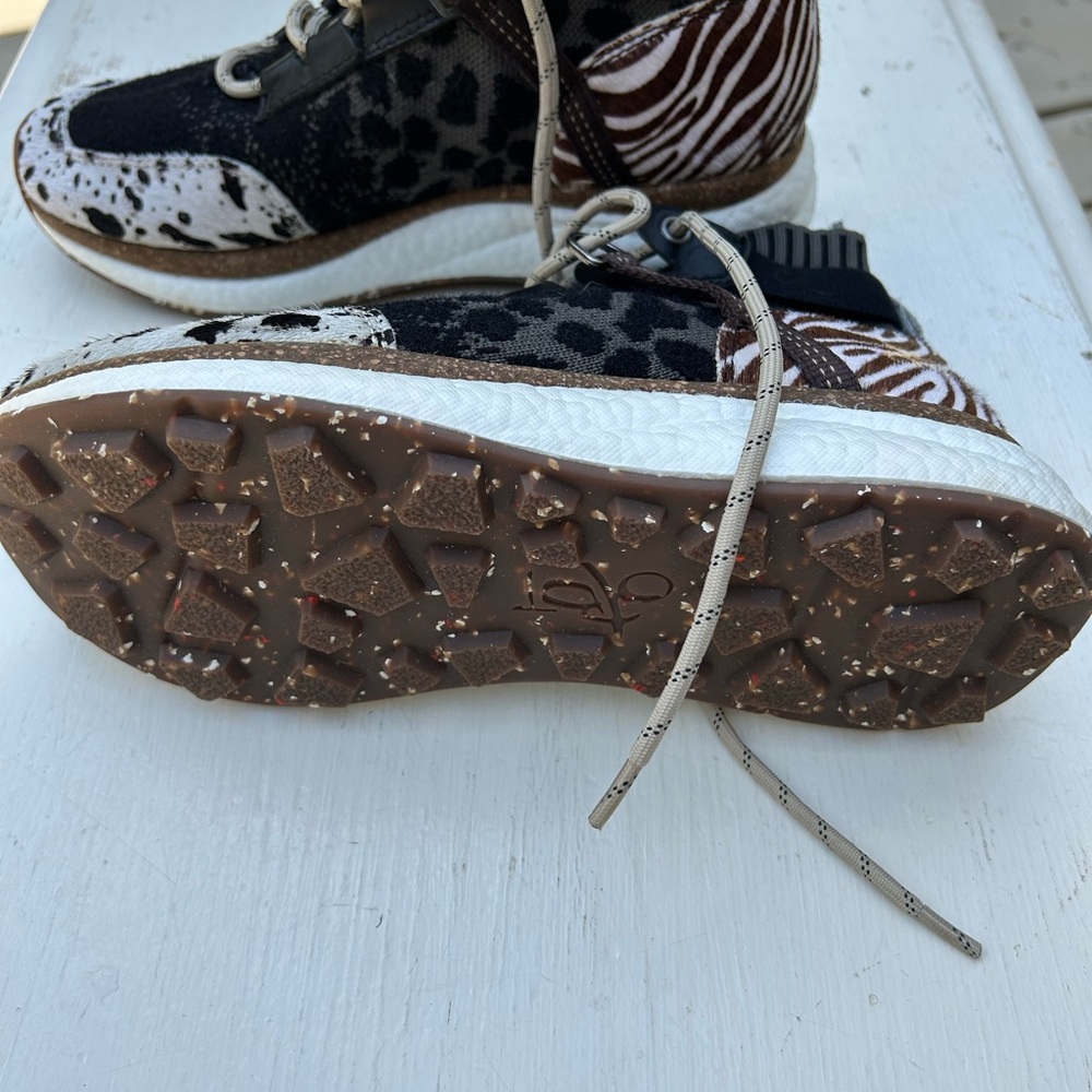 OTBT Hybrid High Top Platform Sneaker (Women) - Picture 8 of 12